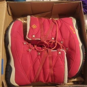 Red Columbia boots